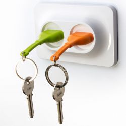 DF20161638 Qualy. Двойной брелок+держатель для ключа unplug оранжевый
