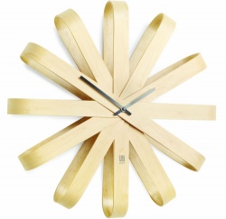 PS2007045 Umbra. Часы настенные Ribbonwood