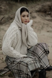 PS2012510 Sherst. Косынка Greta, красная (коралловая)