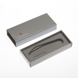 GR171113778 Victorinox Запчасти. Коробка для ножей VICTORINOX 84 мм толщиной 1-2 уровня, картонная, серебристая