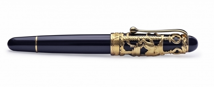Перьевая ручка Aurora Venezia black GT , перо - М, в подарочной коробке