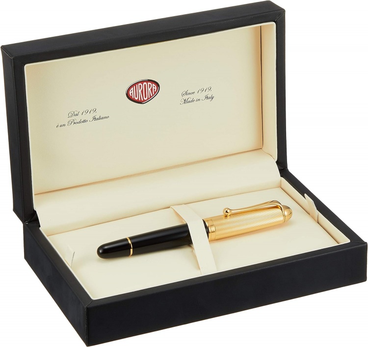 Перьевая ручка Aurora Ottantotto Millerighe black GT, перо - М, в подарочной коробке