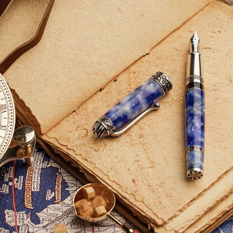 Перьевая ручка Aurora Mappe Antiche Tolomeo CT, перо - F, в подарочной коробке