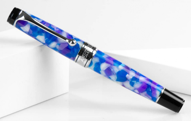 Перьевая ручка Aurora Optima Caleidoscopio  Blue CT, перо - М, в подарочной коробке