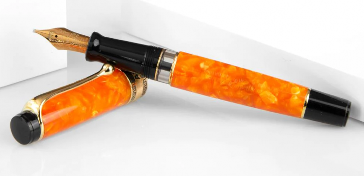 Перьевая ручка Aurora Optima Auroloide Orange GT, перо - М, в подарочной коробке