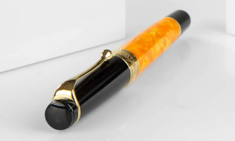 Перьевая ручка Aurora Optima O&#39; Sole Mio Orange GT, перо - М, в подарочной коробке