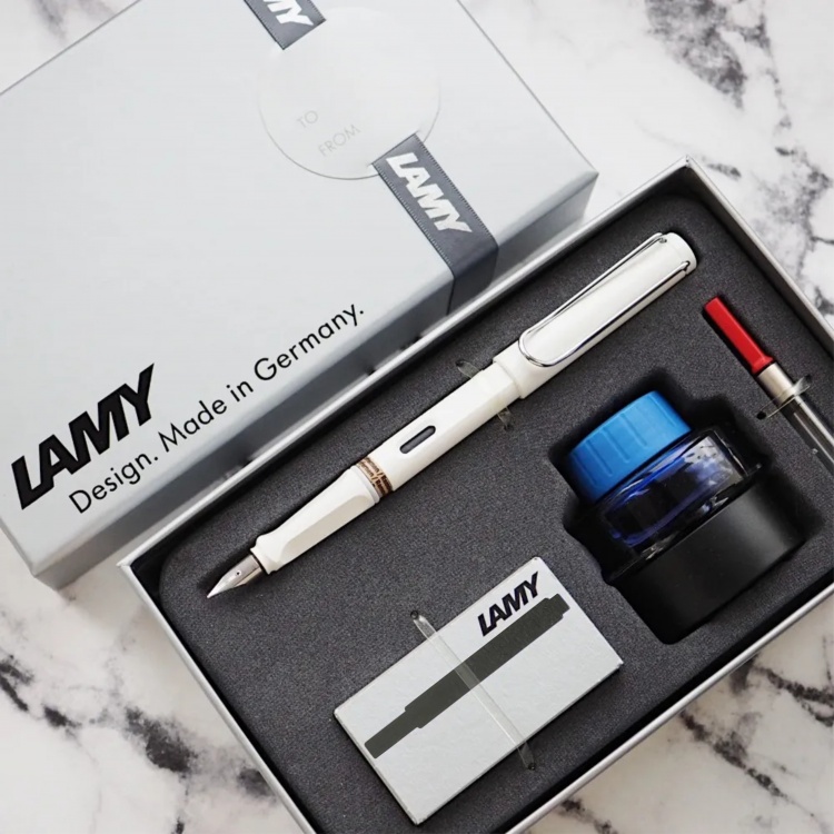 Подарочный набор Lamy : ручка перьевая Safari цвет корпуса белый + картридж + чернила + конвертер