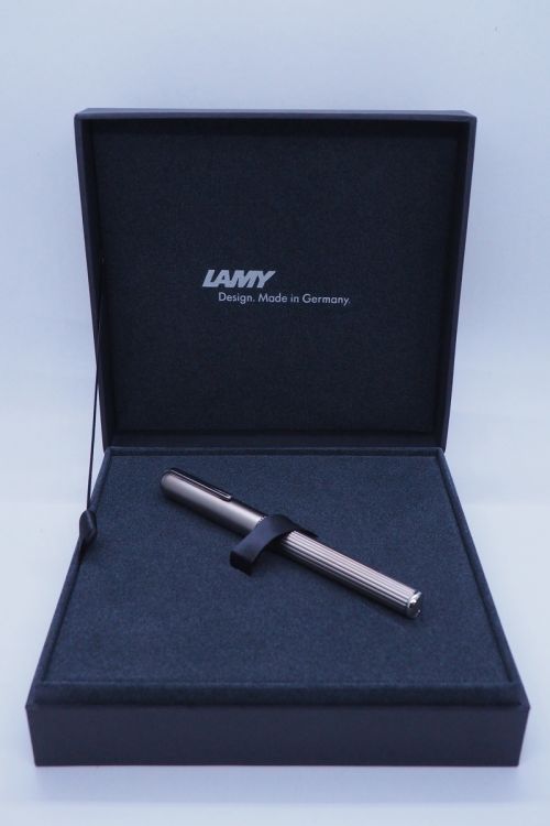Ручка перьевая Lamy 093 imporium, Титан PVD/Платиновое покрытие, EFg