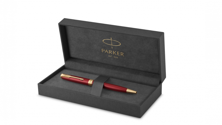 Шариковая ручка Parker Sonnet , Lacquer Intense Red GT, стержень: M, цвет чернил: black , в подарочной упаковке