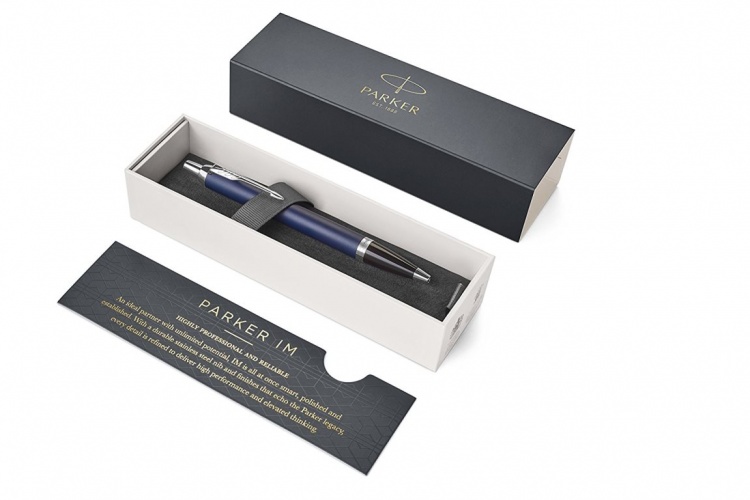 Подарочный набор: Ежедневник недатированный и Шариковая ручка Parker IM Metal, K221, цвет: Blue CT, стержень: Mblue