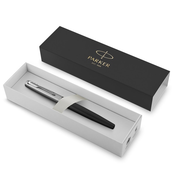 Ручка-роллер Parker Jotter Core T63 Bond Street Black CT стержень: F,цвет чернил: black, в подарочной упаковке.