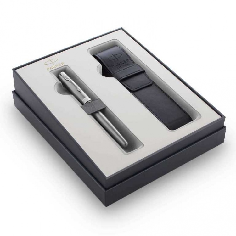 Подарочный набор Parker Sonnet с перьевой ручкой и чехлом Stainless Steel CT, перо M