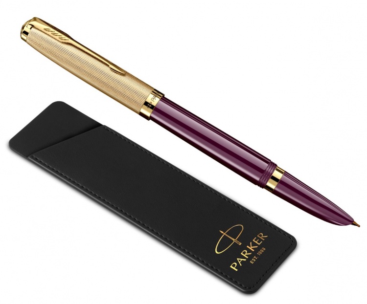 Перьевая ручка и чехол из кожи Parker 51 DELUXE PLUM GT, перо: F, цвет чернил: black, в подарочной упаковке.