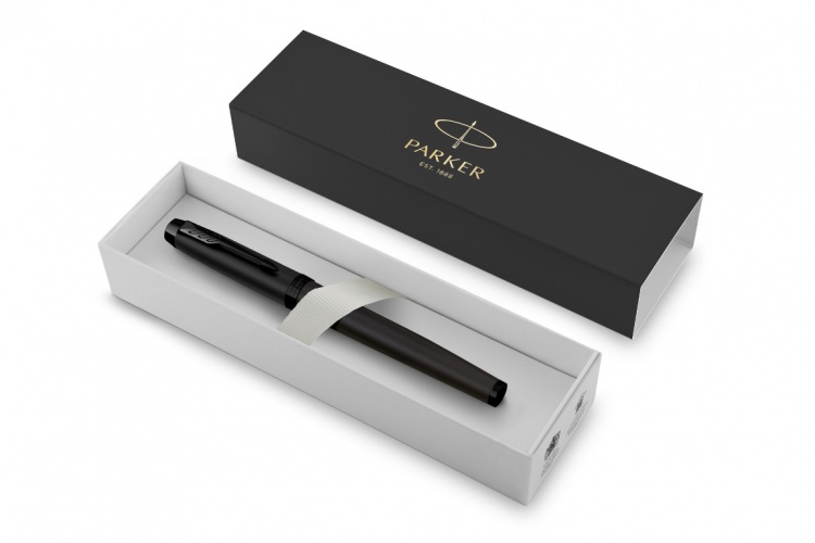 Перьевая ручка Parker IM MBLK BT  F в подарочной упаковке