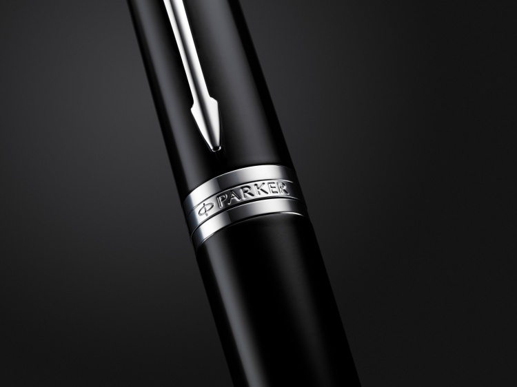 Шариковая ручка Parker "Ingenuity Black CT" стержень:M, цвет чернил: black, в подарочной упаковке.