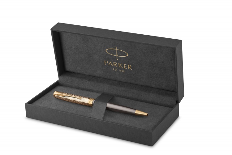 Шариковая ручка Parker Sonnet Pioneers K542 Gray and Gold, стержень: M, цвет чернил: black, в подарочной коробке