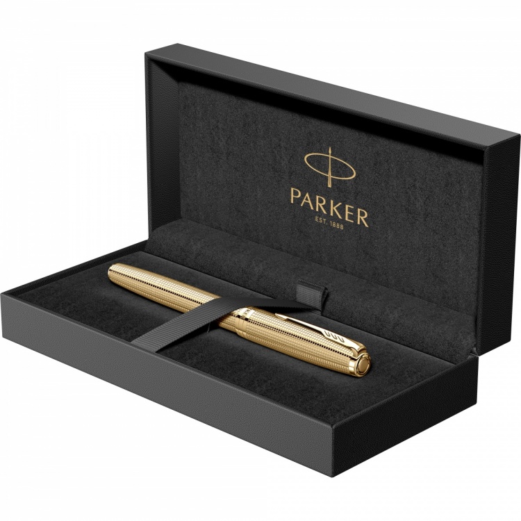 Ручка роллер Parker Sonnet Royal SE Cisel&eacute; Golden , стержень: M, цвет чернил: black, в подарочной упаковке