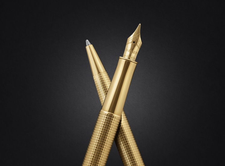 Ручка шариковая Parker Sonnet Royal SE Cisel&eacute; Golden , стержень: M, цвет чернил: black, в подарочной упаковке