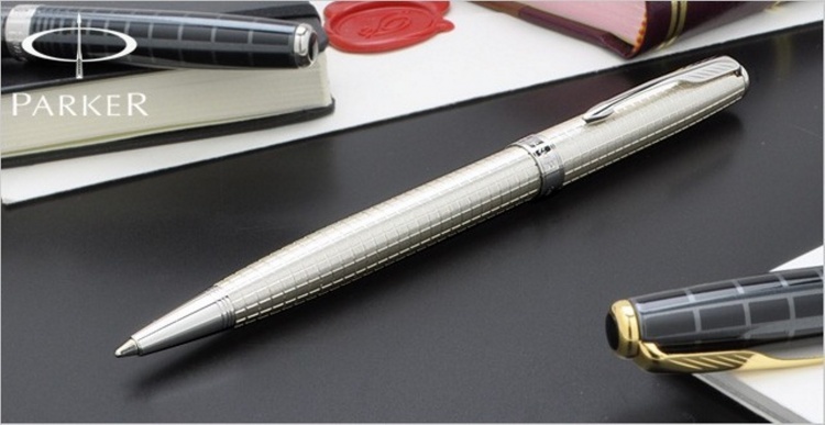 Шариковая ручка Parker Sonnet`10  Cisele Decal, K535 (серебро 925 пробы) цвет: Silver CT, стержень: Mblk GB