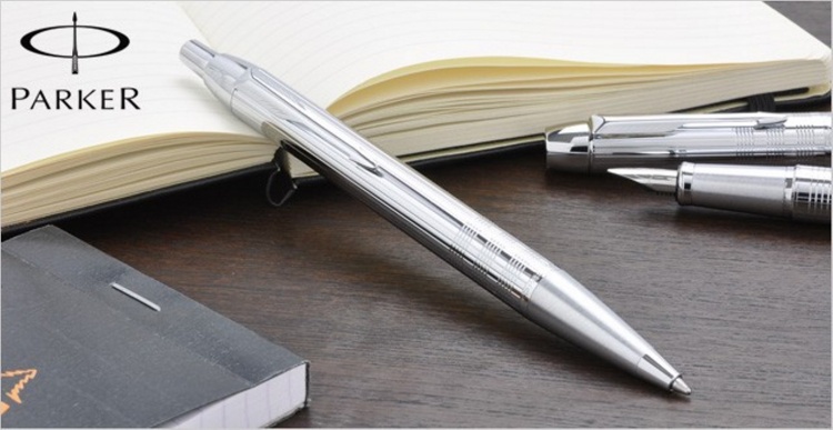 Шариковая ручка Parker IM Premium, K222,ц вет: Shiny Chrome, стержень: Мblue, (гравировка "сияющий хром")