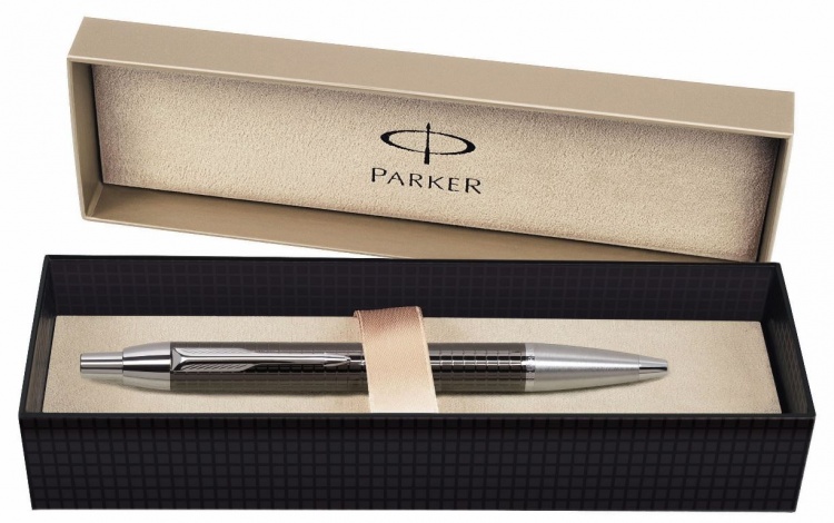Шариковая ручка Parker IM Premium, K222, цвет: Dark Grey (Gun Metal), стержень: Мblue, (гравировка "пушечная сталь"))