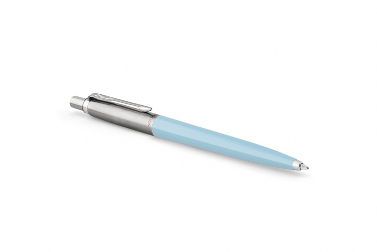 Шариковая ручка Parker Jotter, цвет ARCTIC BLUE, цвет чернил синий, толщина линии M , в подарочной коробке