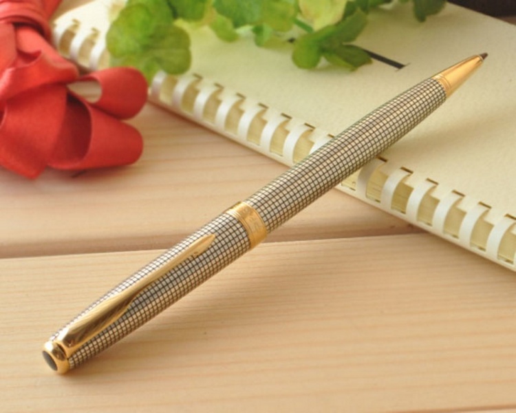 Шариковая ручка Parker Sonnet K534, цвет: Cisele (серебро 925 пробы, 11.00) ,  стержень: Mblack