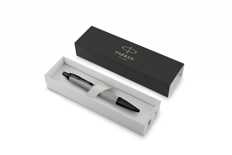Подарочный набор: Шариковая ручка Parker PK IM MGREY BT , стержень Mblue в подарочной упаковке и Ежедневник  недатированный черный