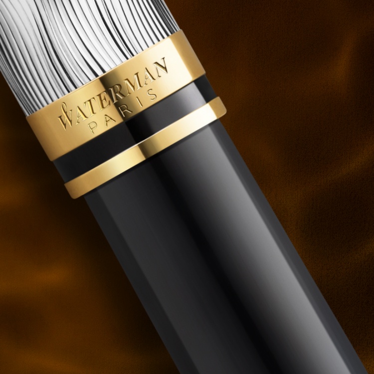 Перьевая ручка Waterman Reflections of Paris Expert DeLuxe Black GT, перо M, чернила: blue в подарочной коробке