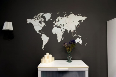 PS2008237 Деревянная карта мира World Map Wall Decoration Medium, белая