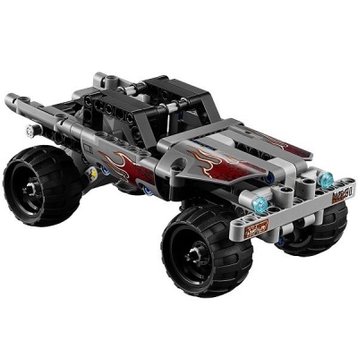 PS2015144 Lego. Конструктор &laquo;LEGO Technic. Машина для побега&raquo;