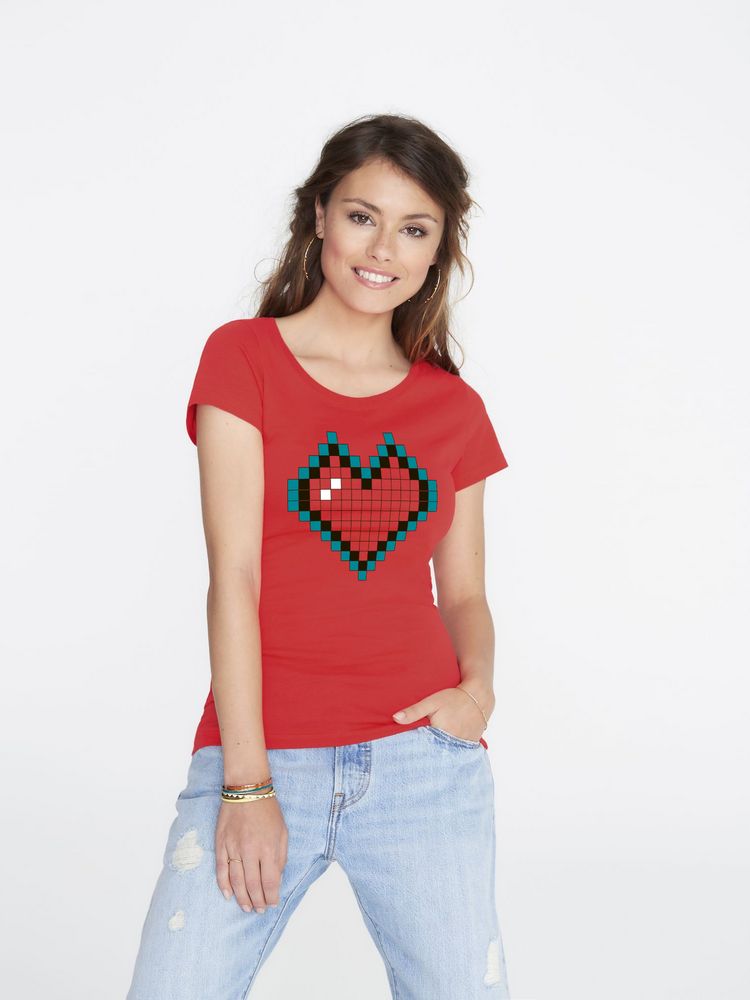PS240823756 CoolColor. Футболка женская Pixel Heart, красная