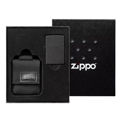 GR220119050 Zippo Классическая. Набор ZIPPO: чёрная зажигалка Black Crackle® и чёрный нейлоновый чехол, в подарочной коробке
