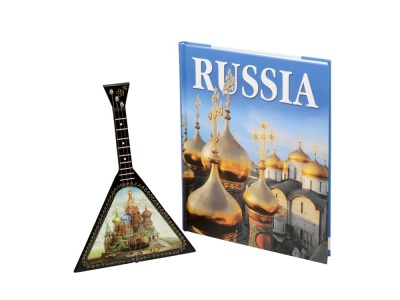 OA183032118 Набор Музыкальная Россия (включает декоративную балалайку и книгу Россия на английском языке)