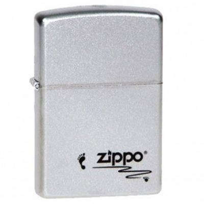 GR171113555 Zippo Зажигалки шиpокие. Зажигалка ZIPPO Footprints, с покрытием Satin Chrome™, латунь/сталь, серебристая, 38x13x57 мм