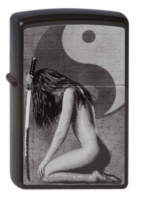 GR171113638 Zippo Зажигалки шиpокие. Зажигалка ZIPPO Woman Sword с покрытием Black Matte, латунь/сталь, чёрная, матовая, 38x13x57 мм