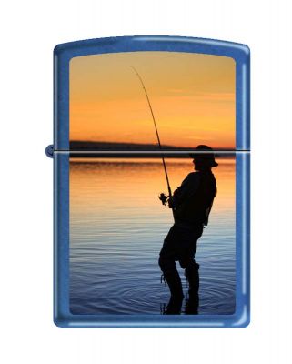 GR171113646 Zippo Зажигалки шиpокие. Зажигалка ZIPPO Вечерняя рыбалка, с покрытием Cerulean™, латунь/сталь, синяя, глянцевая, 36x12x56 мм