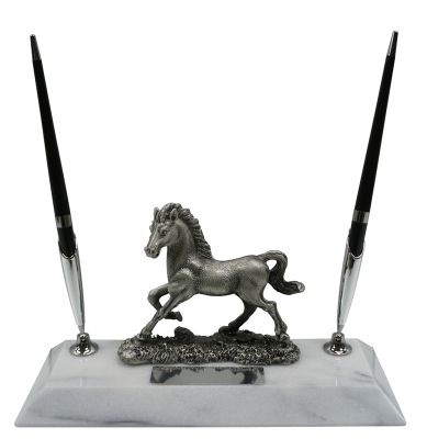 GS18406151 Настольный набор: две ручки, статуэтка лошадь,  9см x 23см x 1,8см, мрамор