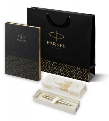 PRPSBK2126175 Parker Jotter. Подарочный набор: Шариковая ручка Parker Jotter Russia SE, цвет: St. Steel GT и Ежедневник  недатированный, чёрный