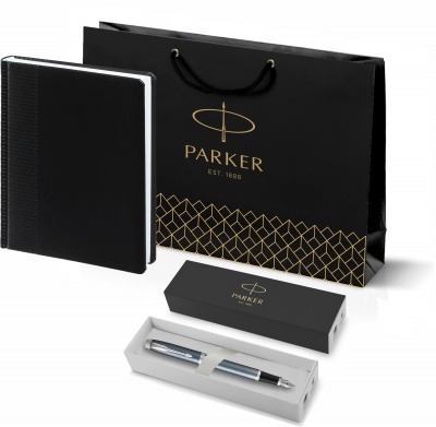 PRPRBLK1931648 Parker Parker IM. Подарочный набор: Перьевая ручка Parker IM Metal Light Blue Grey CT и Ежедневник недатированный черный